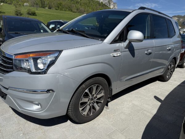 Sangyong Rodius Familienwagen 7 Platz