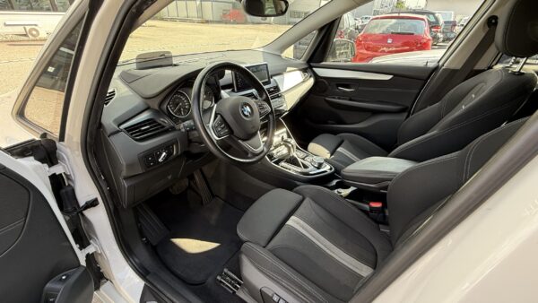 BMW 225e Benzin/Plugin Hybrid - Image 6