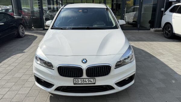 BMW 225e Benzin/Plugin Hybrid - Image 2