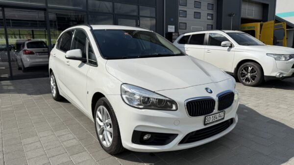 BMW 225e Benzin/Plugin Hybrid - Image 3