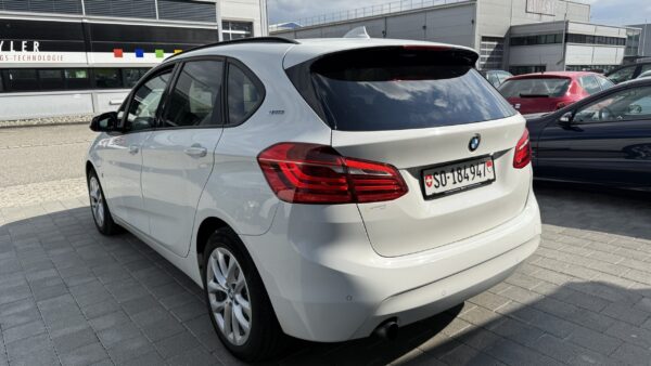 BMW 225e Benzin/Plugin Hybrid - Image 5